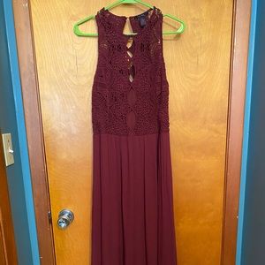 Maroon Lace Maxi Dress